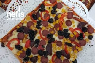 Nefis Ev Pizzası Tarifi