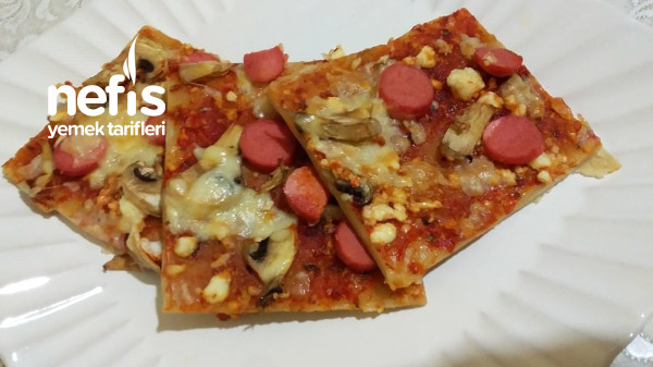 Kaşarlı Mantarlı Pide (Pizza Tadında)