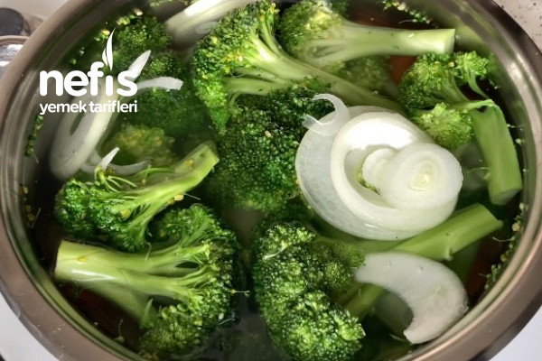 Vitamin Deposu, Brokoli Çorbası (Videolu)