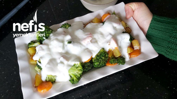 Brokoli Salatası Bu Salatayı Yiyen Yemeye Doyamıyor ( videolu )
