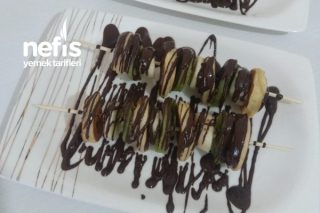 Pankek Şiş (Meyveli Çikolatalı Nefis Şişler) Tarifi