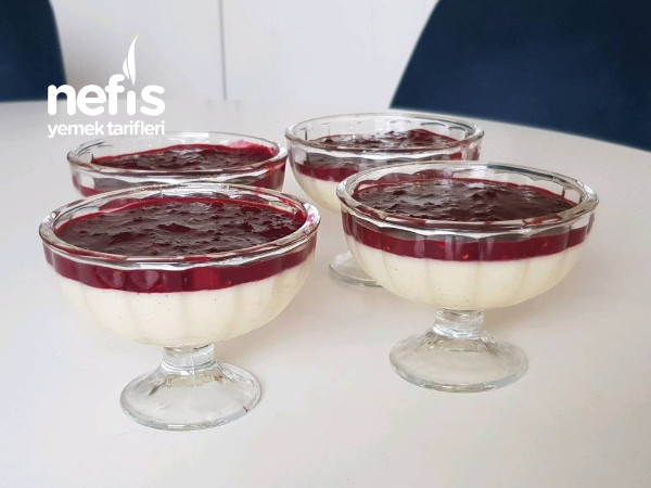 Panna Cotta İle Orman Meyvesi