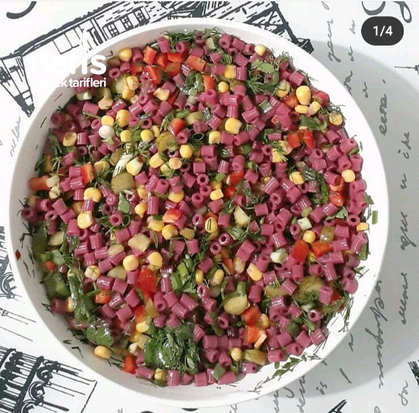Gün Masalarınıza Renk Katacak Kokoş Salata