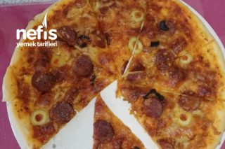 Sucuklu Pizza Tarifi