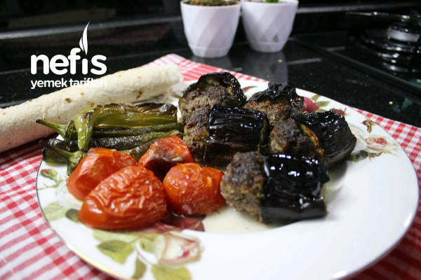 Gaziantep Usulü Patlıcan Kebabı – Püf Noktalı Garanti Tarif (Videolu)