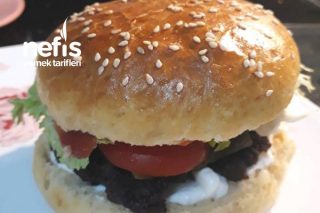 Hamburger Köftesi (Tadı Damakta Kalıyor) Tarifi