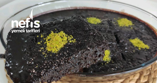 Sıcak Soslu Sufle Tadında Islak Kek (Videolu)