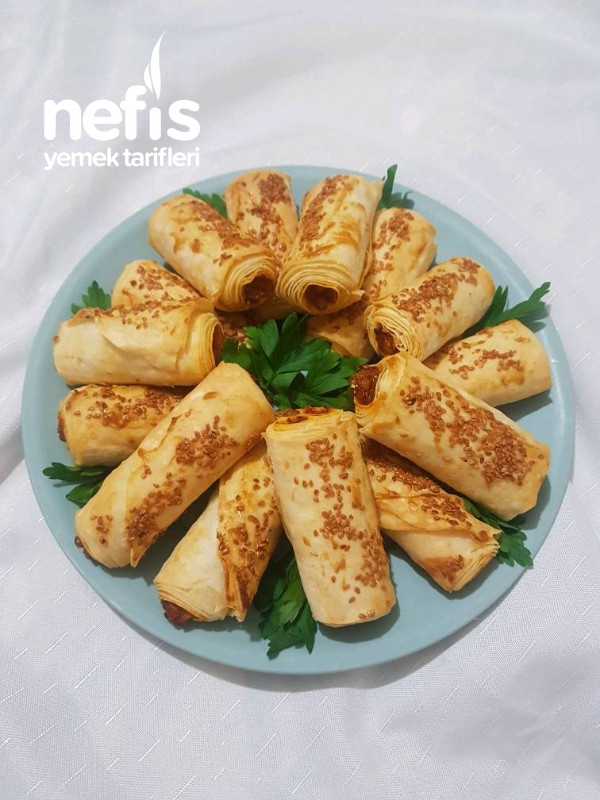 Çıtır Çıtır Mercimekli Börek(Sırrı Sosunda)