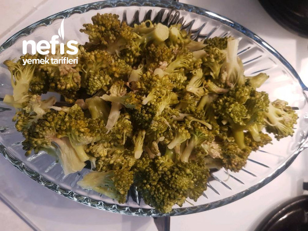 Yoğurtlu Brokoli – Havuç Salatası