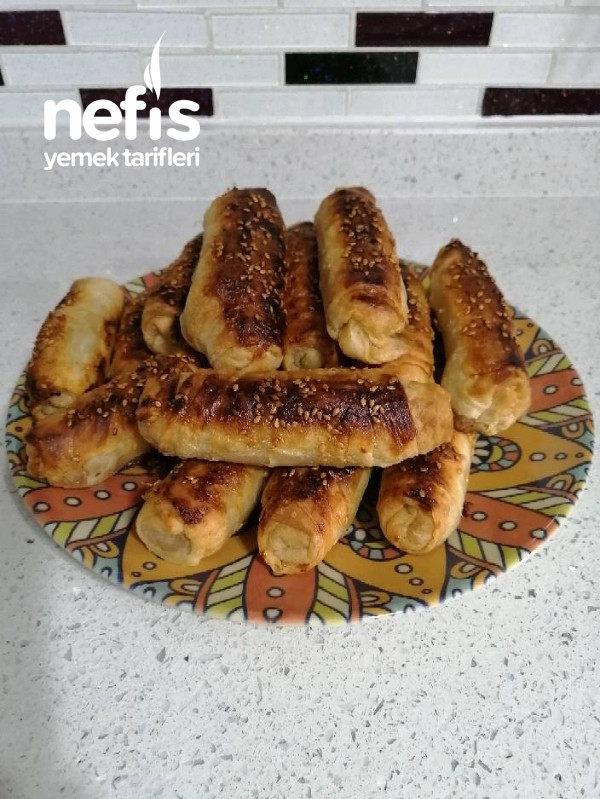 Közlenmiş Patlıcanlı Ve Patatesli Börek