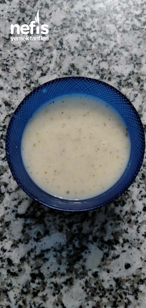 Sıcacık Ve En Pratik Yoğurt Çorbası Nasıl Yapılır