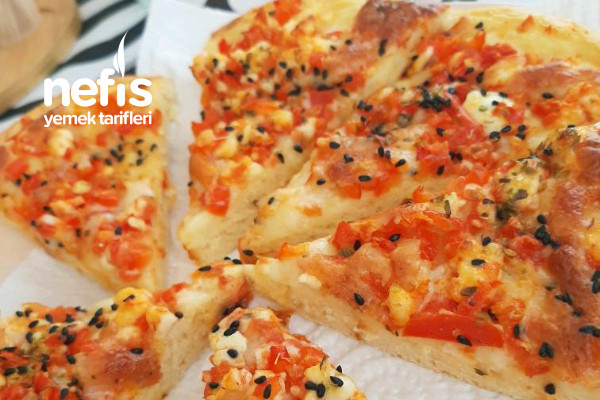 pratik-ve-hafif-kahvaltilik-pizza-2.jpg