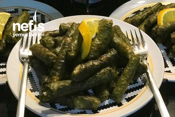 fistikli-kus-uzumlu-zeytinyagli-yaprak-sarma.jpg