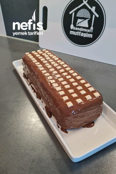 Çikolata Kaplı Kakaolu Kek