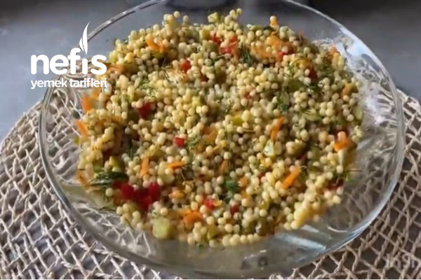 Garnütürlü Lezzetli Kuskus Salatası