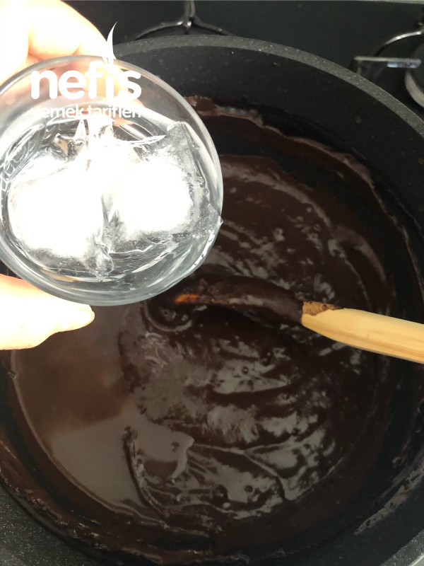 Çikolata Sos-Çikolatalı  Puding
