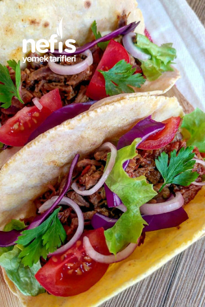 Meksika Mutfağının Geleneksel Yemeği Taco