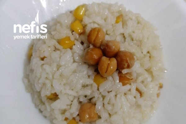 Mısır Ve Nohutlu Pirinç Pilavı