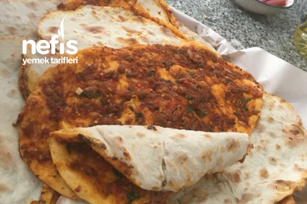 lahmacun-1.jpg