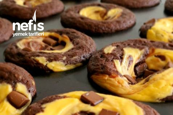 Cheescake Dolgulu Bol Çikolatalı Muffins Tarifi (Videolu)