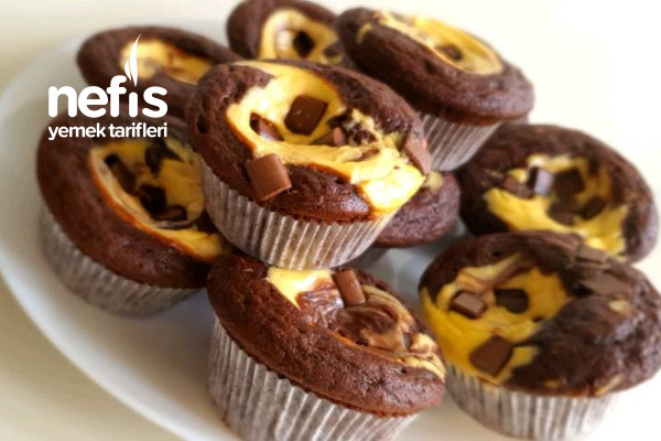 Cheesecake Dolgulu Bol Çikolatalı Muffins Tarifi (Videolu)