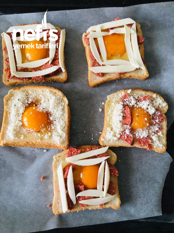 Fırında tost ekmeğiyle lezzetli kahvaltılık