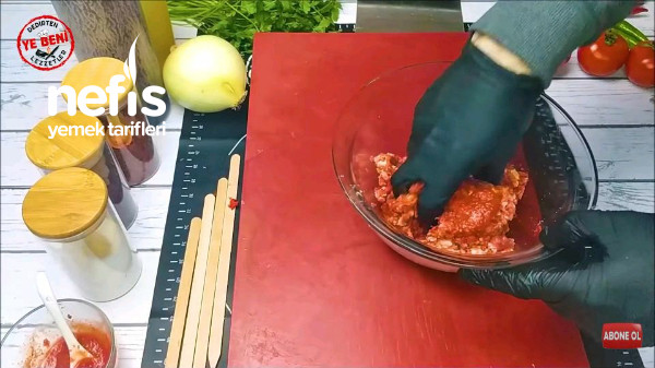 Πώς να φτιάξετε Adana Kebab στο σπίτι; Αυτή είναι η πιο σωστή συνταγή (με βίντεο)