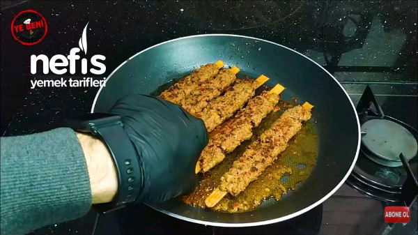 Πώς να φτιάξετε Adana Kebab στο σπίτι; Αυτή είναι η πιο σωστή συνταγή (με βίντεο)