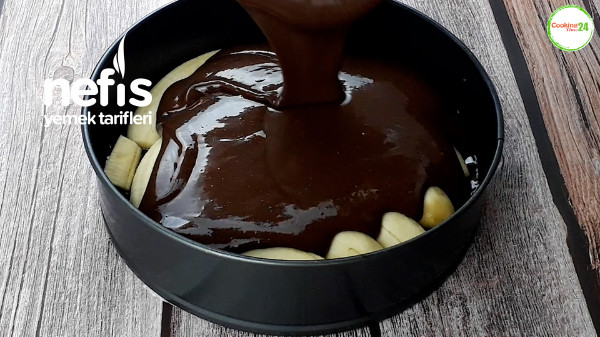 Pratik Çikolatalı Muzlu Kek Tarifi (Videolu)