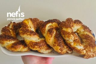 Kaşar Peynir Dolgulu Milföy Simit Tarifi