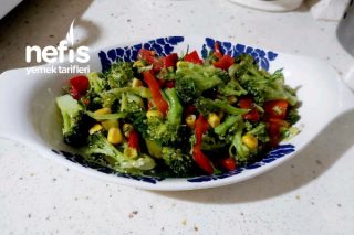 Brokoli Salatası (Buharda Pişmiş Brokoli ) Tarifi