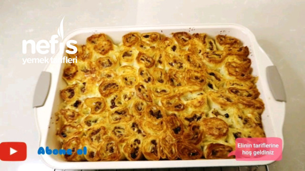 Çıtır Kıymalı Börek Tarifi (Videolu)