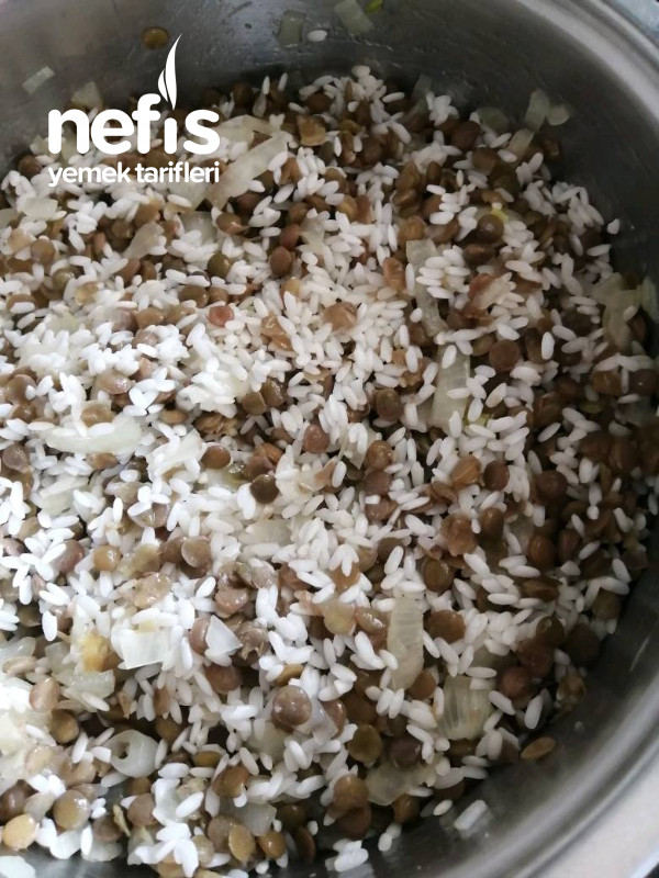 Yeşil Mercimekli Pirinç Pilavı Yeşil Mercimekli Pirinç Pilavı
