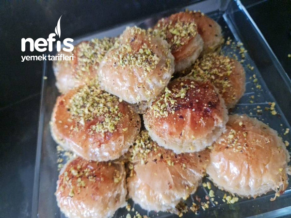 Baklava Burger (Vıdeolu)
https://youtu.be/vdcnn65epnq