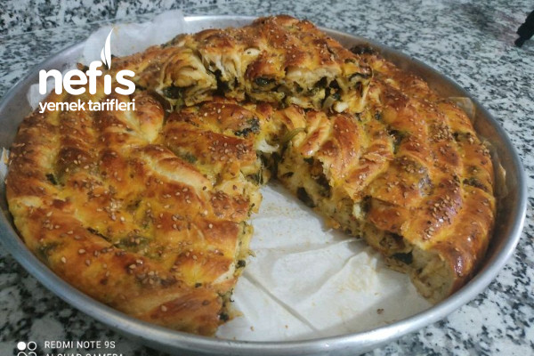 Ispanaklı Börek Oklava Yok (Videolu) Tarifi