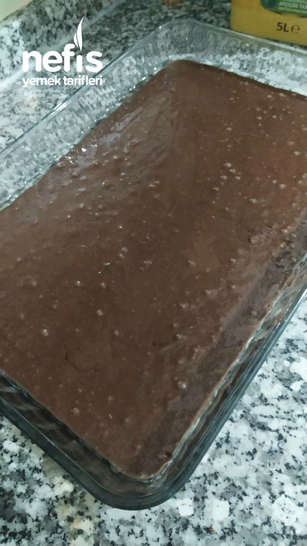 Browni Gibi Islak Kek