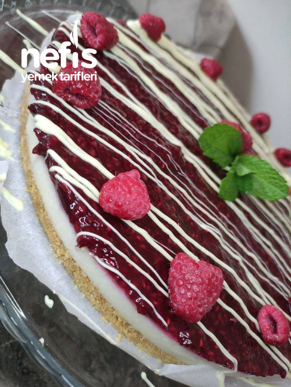 Labne Peynirsiz Frambuazlı Cheesecake