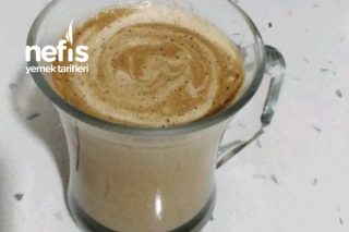 Bol Köpüklü Sütlü Kahve Yapımı Tarifi