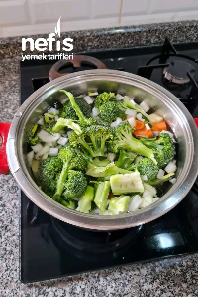 Brokoli Corbası