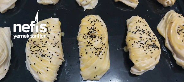 Böyle Bir Börek Görülmedi/ El Açması Zannedilen Börek Tarifi (Videolu)
