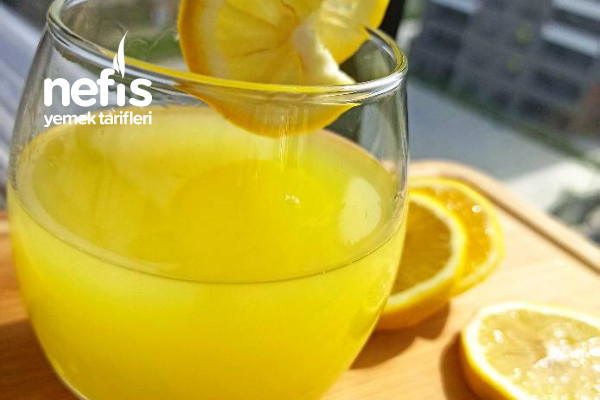 Limonata (1 Portakal 1 Limon İle) Tarifi