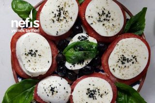 Mozarella Salatası Tarifi