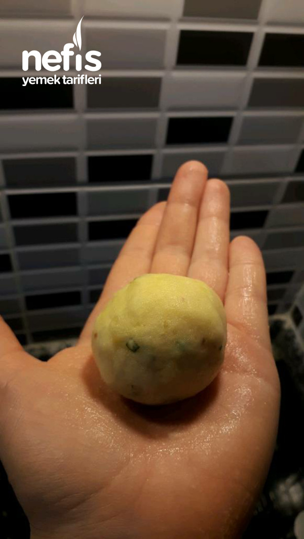 Tel Şehriyeli Çıtır Patates Topları