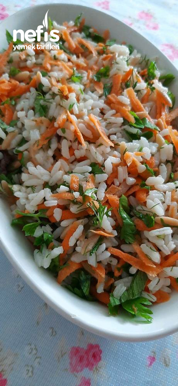 Pirinc Salatası (Artan Pilavdan)
