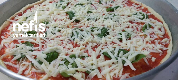 Fesleğenli Pizza Margarita Nefis Yemek Tarifleri