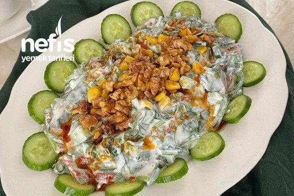 Yoğurtlu Semiz Otu Salatası (Lezzetini Çok Seveceksiniz) Tarifi