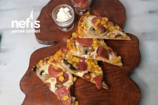 Evde Pizza Yapımı Kesinlikle Vazgeçemeyeceğiniz Bir Lezzet (Videolu) Tarifi