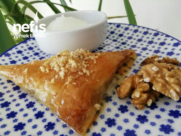 Yiyenlerin Bir Daha İstediği Cevizli Kaymaklı Baklava (Videolu)