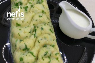 Yoğurtlu Kalıpda Patates Salatası Tarifi