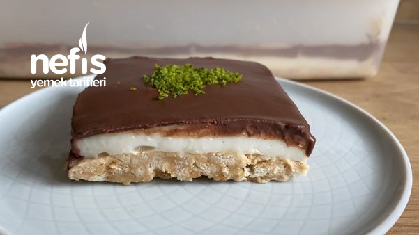 Pudingli Ganajlı Muzlu Bisküvi Pasta Tarifi Yaz Pastası (Videolu)